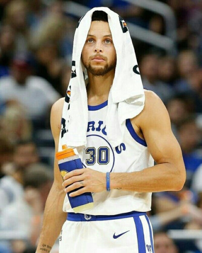 马斯坦托诺 马斯坦托诺