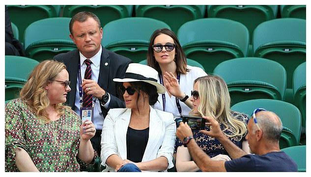 类似的无私 类似的无私