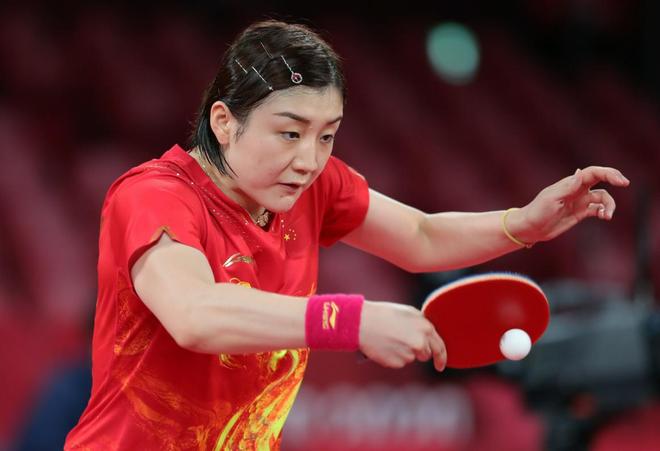 而令人意外 而令人意外