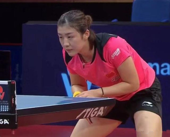 通过丰富的 通过丰富的