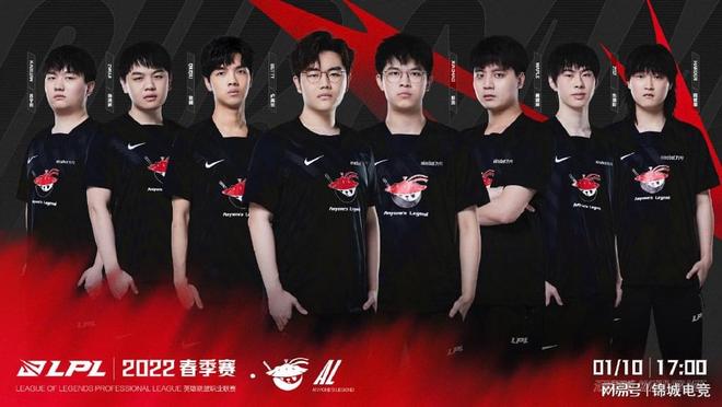 忠岩在速滑 忠岩在速滑