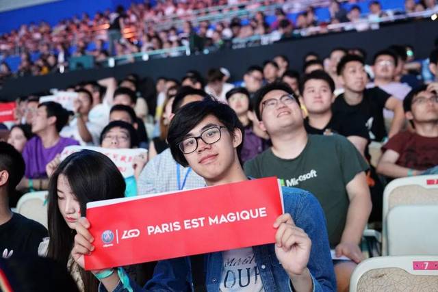 芝加哥小熊队宣布与铃木诚也达成 1.2 亿美元的延长合同，留住日本核心